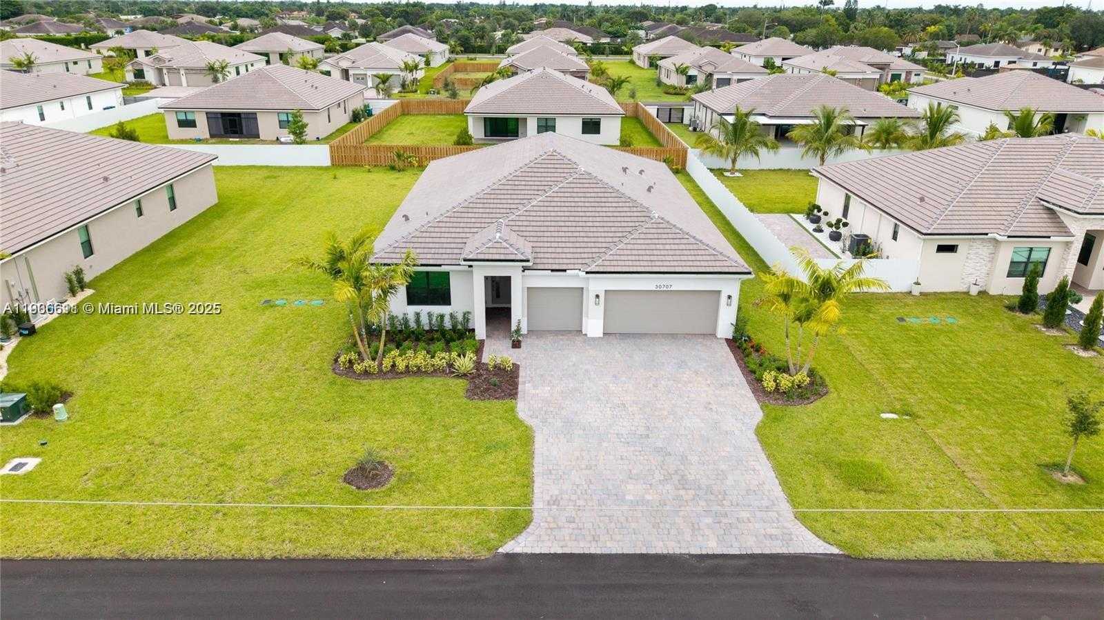 Small Image of 30707 SOUTH WEST 193RD AVE #1, Homestead Number 21