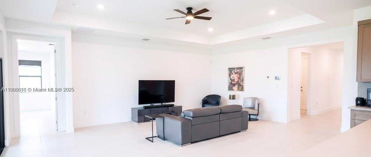 Small Image of 30707 SOUTH WEST 193RD AVE #1, Homestead Number 9