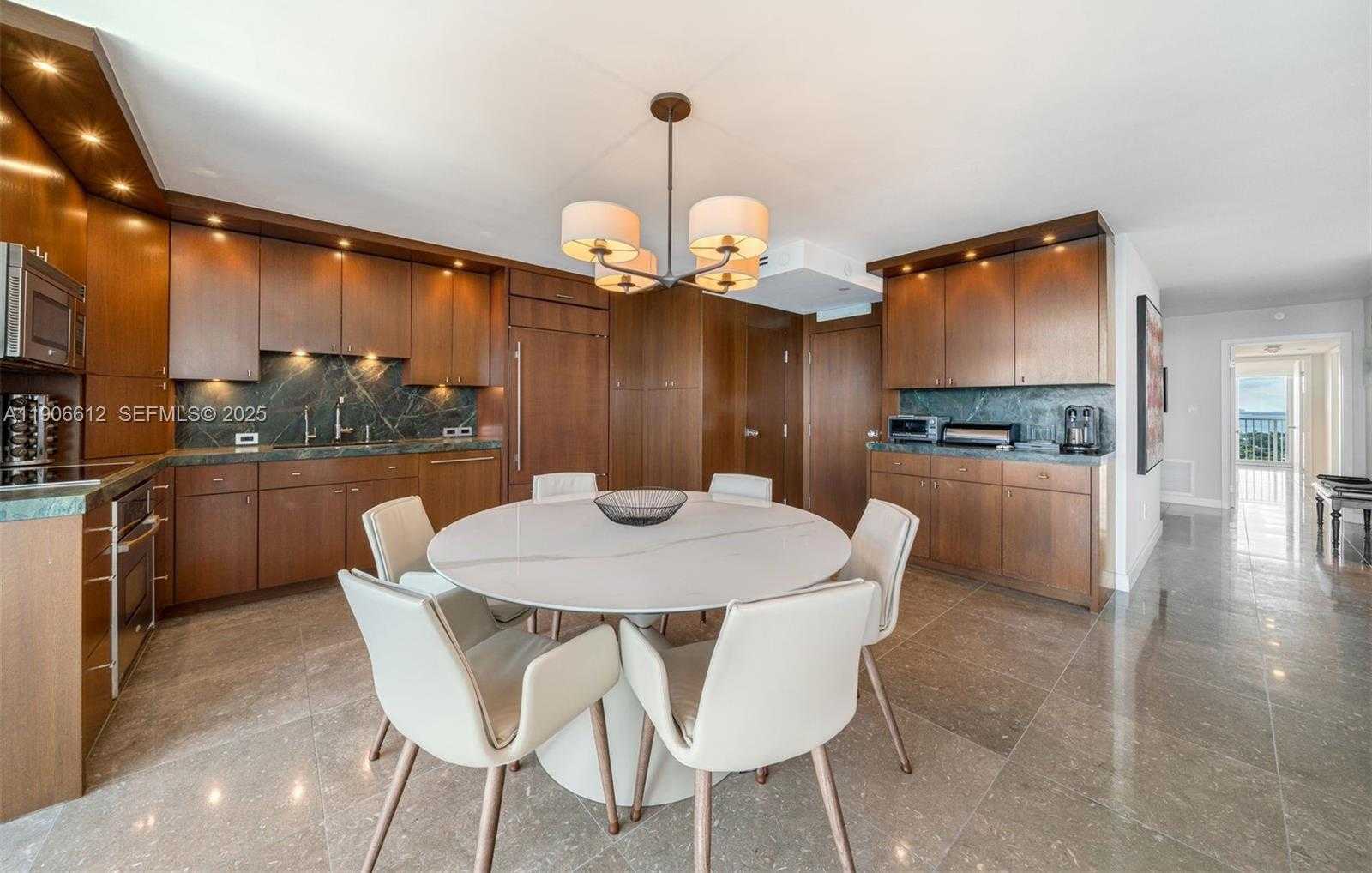 Small Image of 881 OCEAN DR #26B, Key Biscayne Number 17