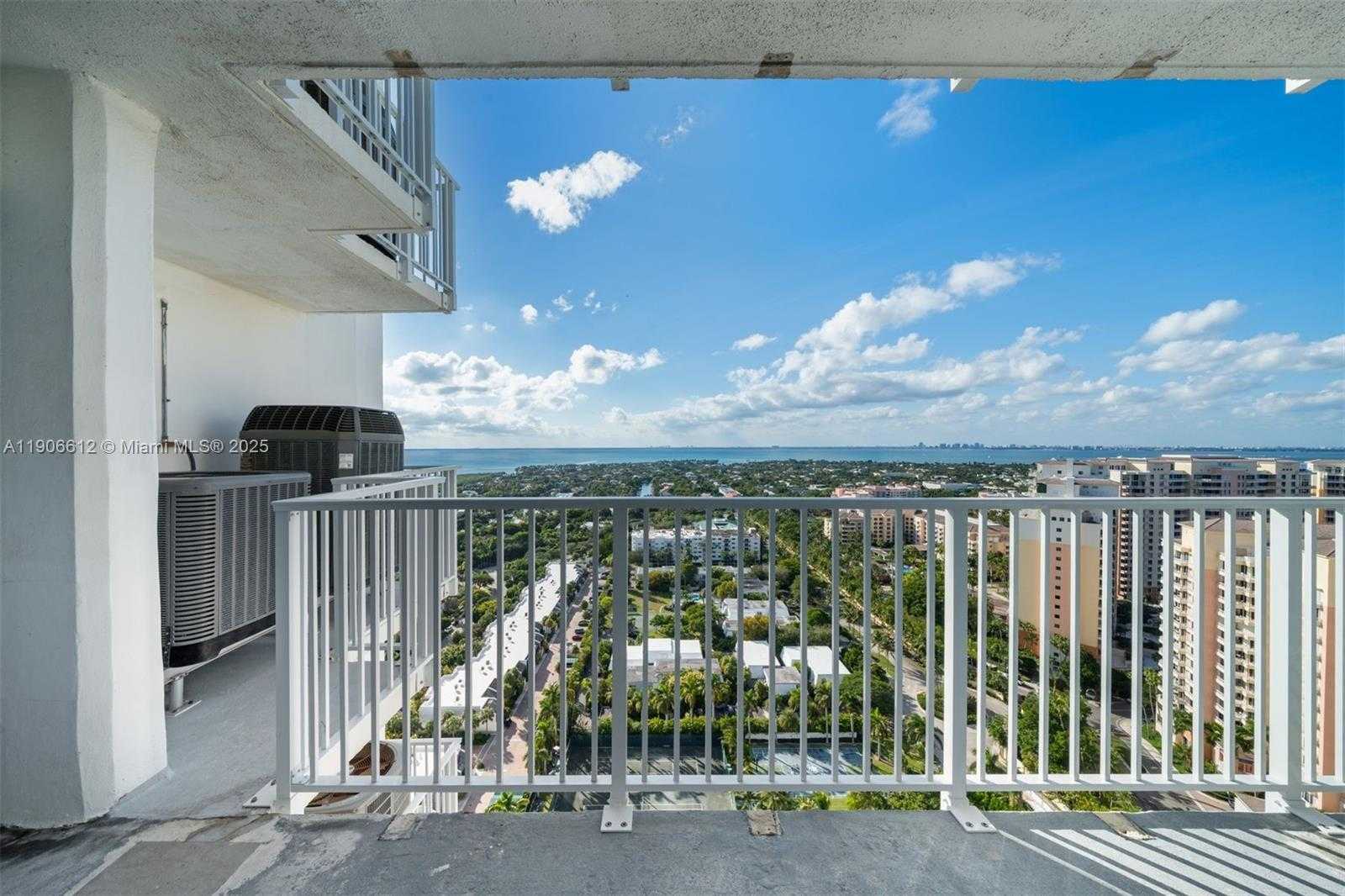 Small Image of 881 OCEAN DR #26B, Key Biscayne Number 46