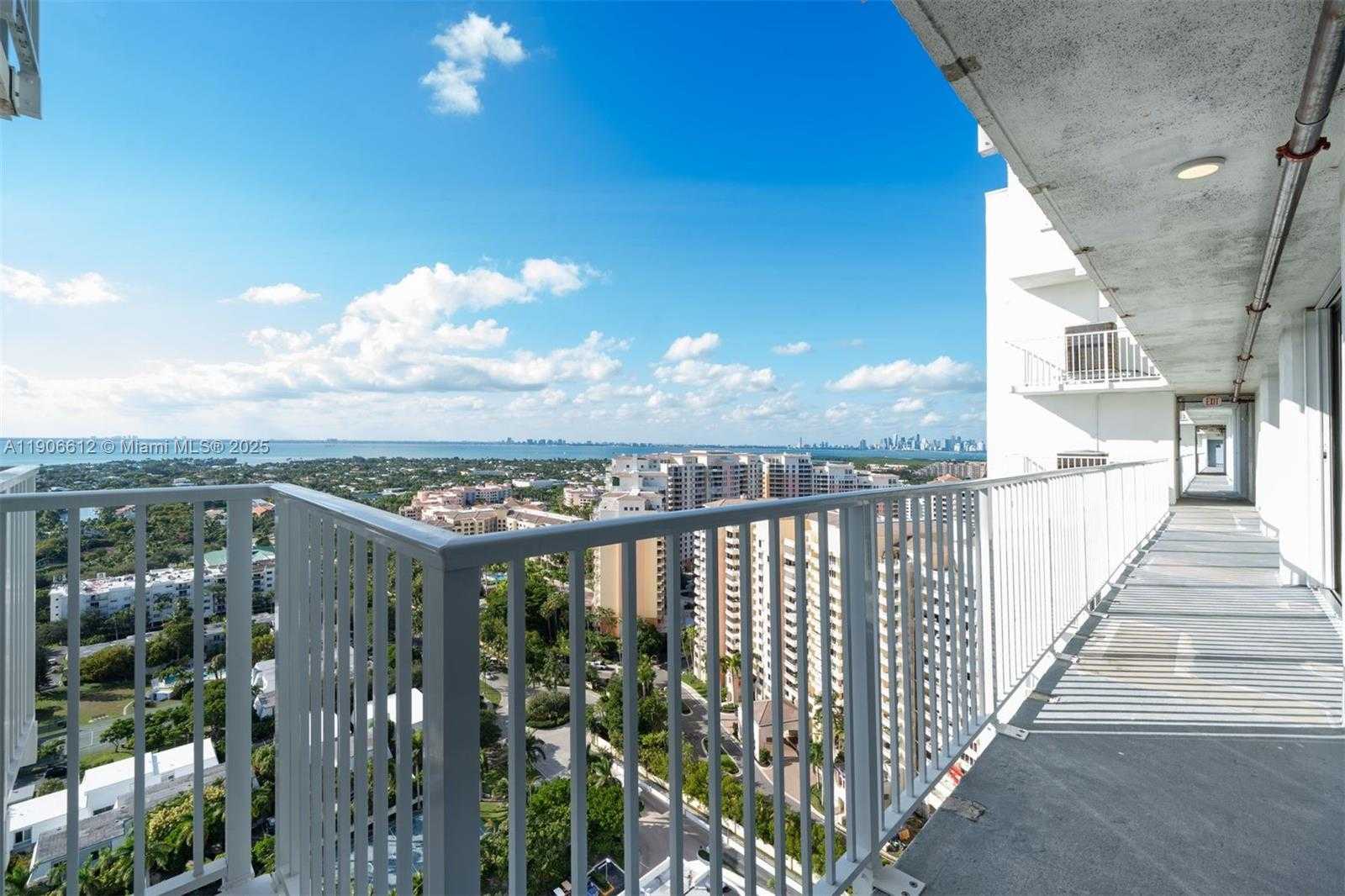 Small Image of 881 OCEAN DR #26B, Key Biscayne Number 48