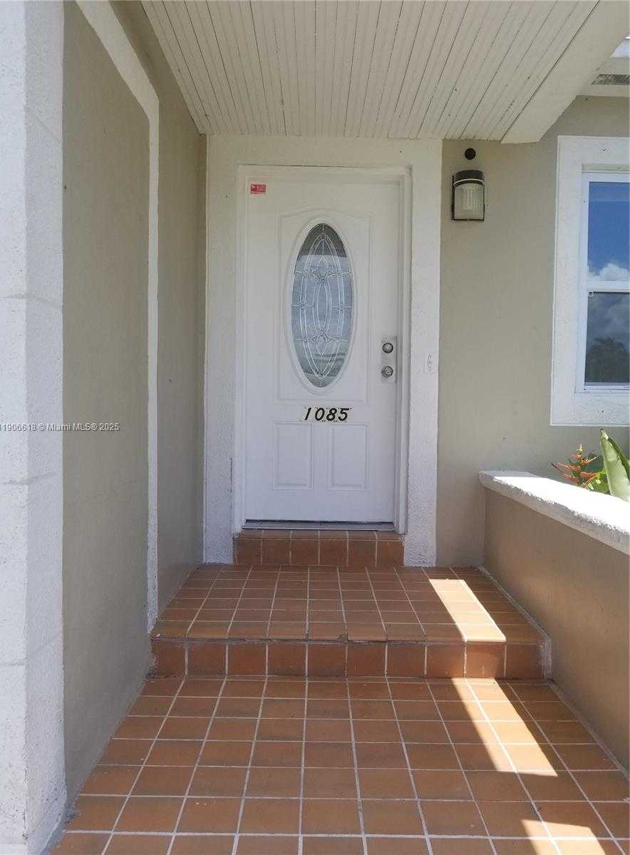 Small Image of 1085 NORTH WEST 133RD ST, North Miami Number 3