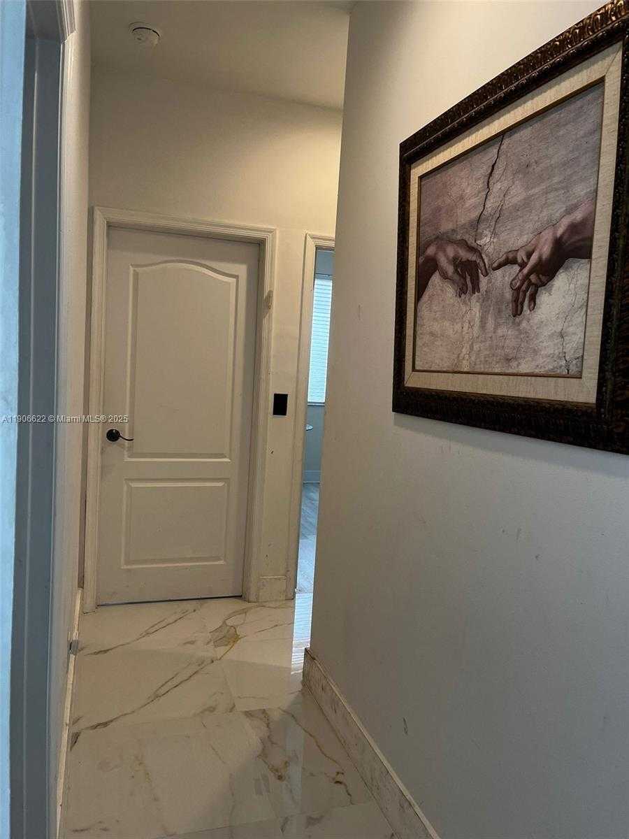 Small Image of 19353 SOUTH WEST 60TH CT #19353, Pembroke Pines Number 10