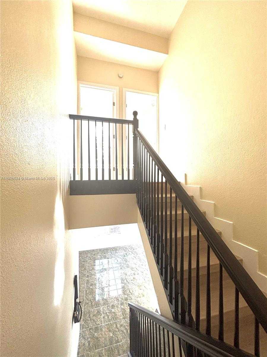 Small Image of 7420 WEST 20TH AVE #131, Hialeah Number 4