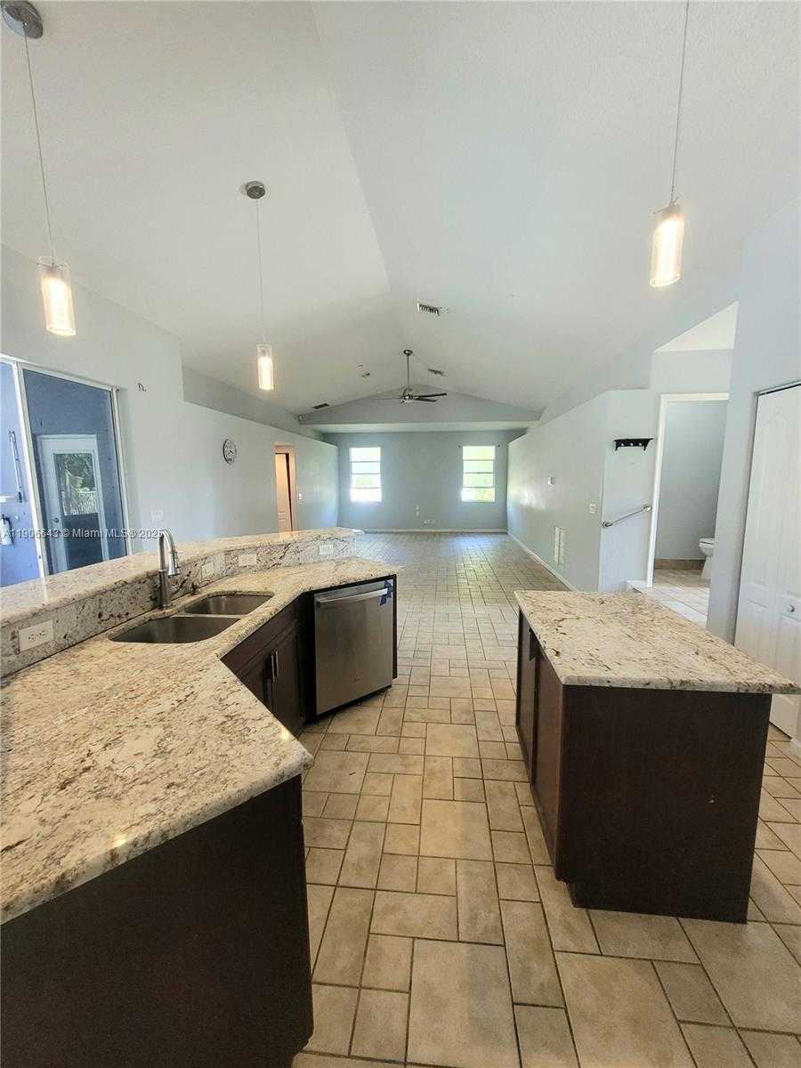 Small Image of 15095 67TH CT N, West Palm Beach Number 10
