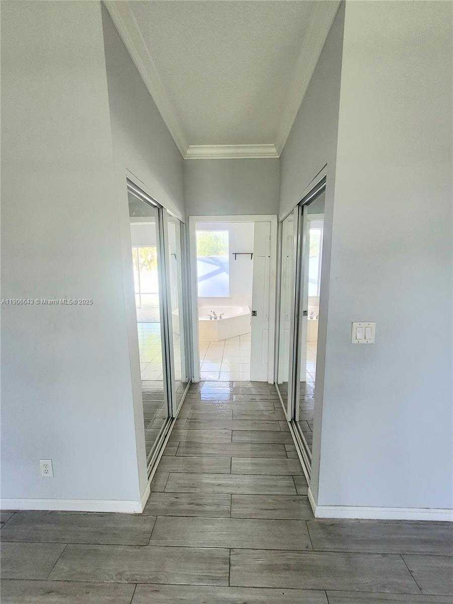 Small Image of 15095 67TH CT N, West Palm Beach Number 7