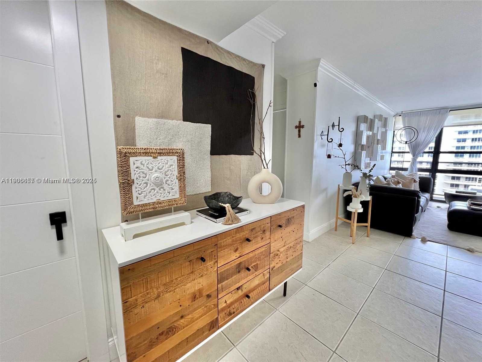 Small Image of 600 NORTH EAST 36TH #2011, Miami Number 2