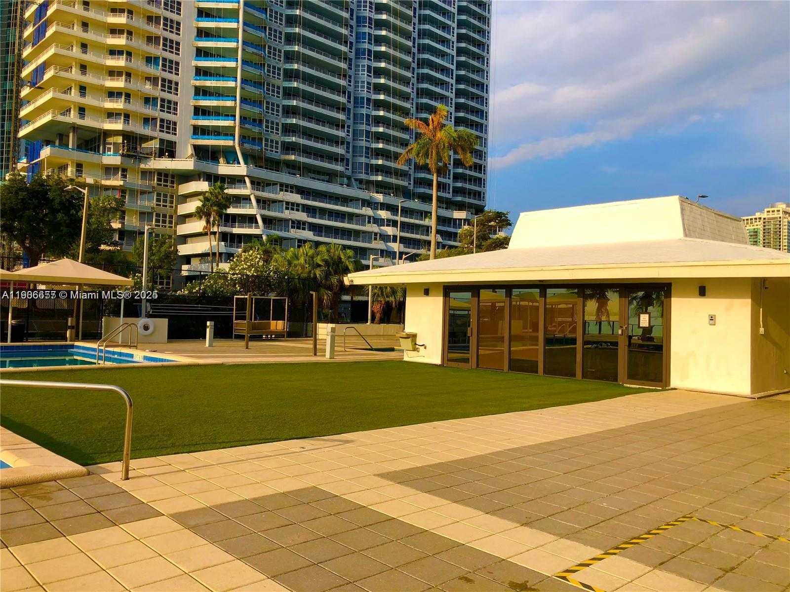 Small Image of 600 NORTH EAST 36TH #2011, Miami Number 29