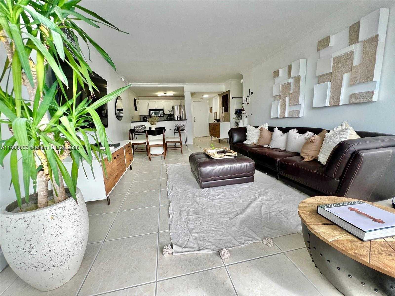 Small Image of 600 NORTH EAST 36TH #2011, Miami Number 9