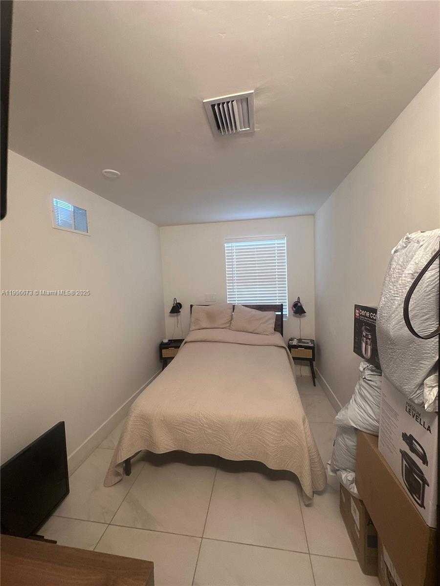 Small Image of 22045 SOUTH WEST 114TH AVE #1, Miami Number 13