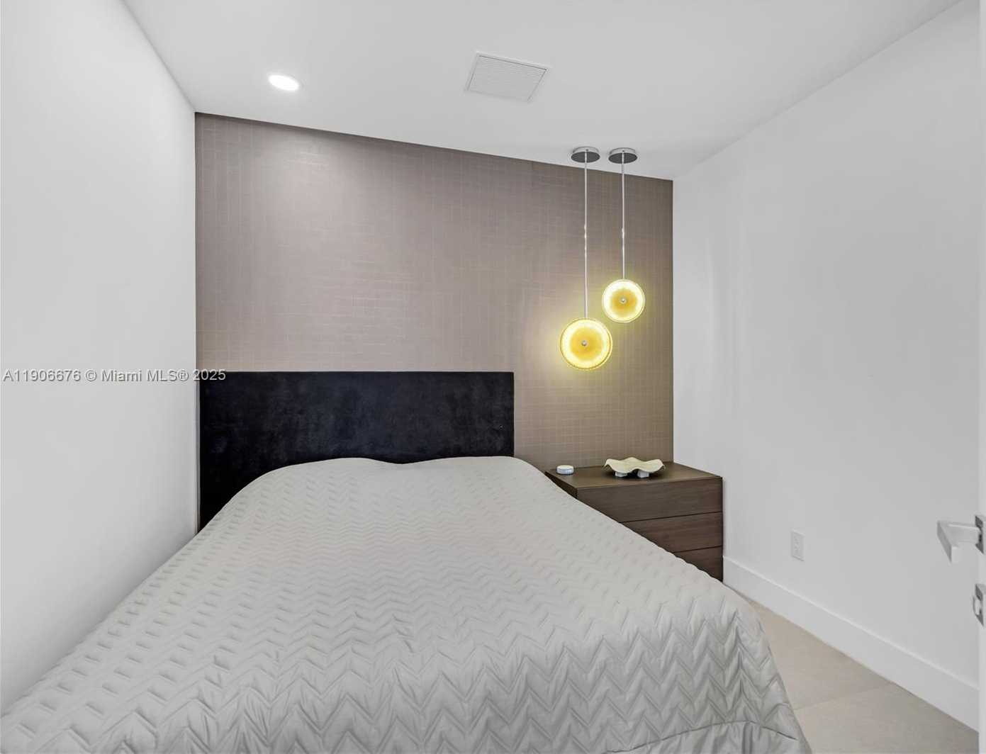 Small Image of 18975 COLLINS AVE #2904, Sunny Isles Beach Number 27