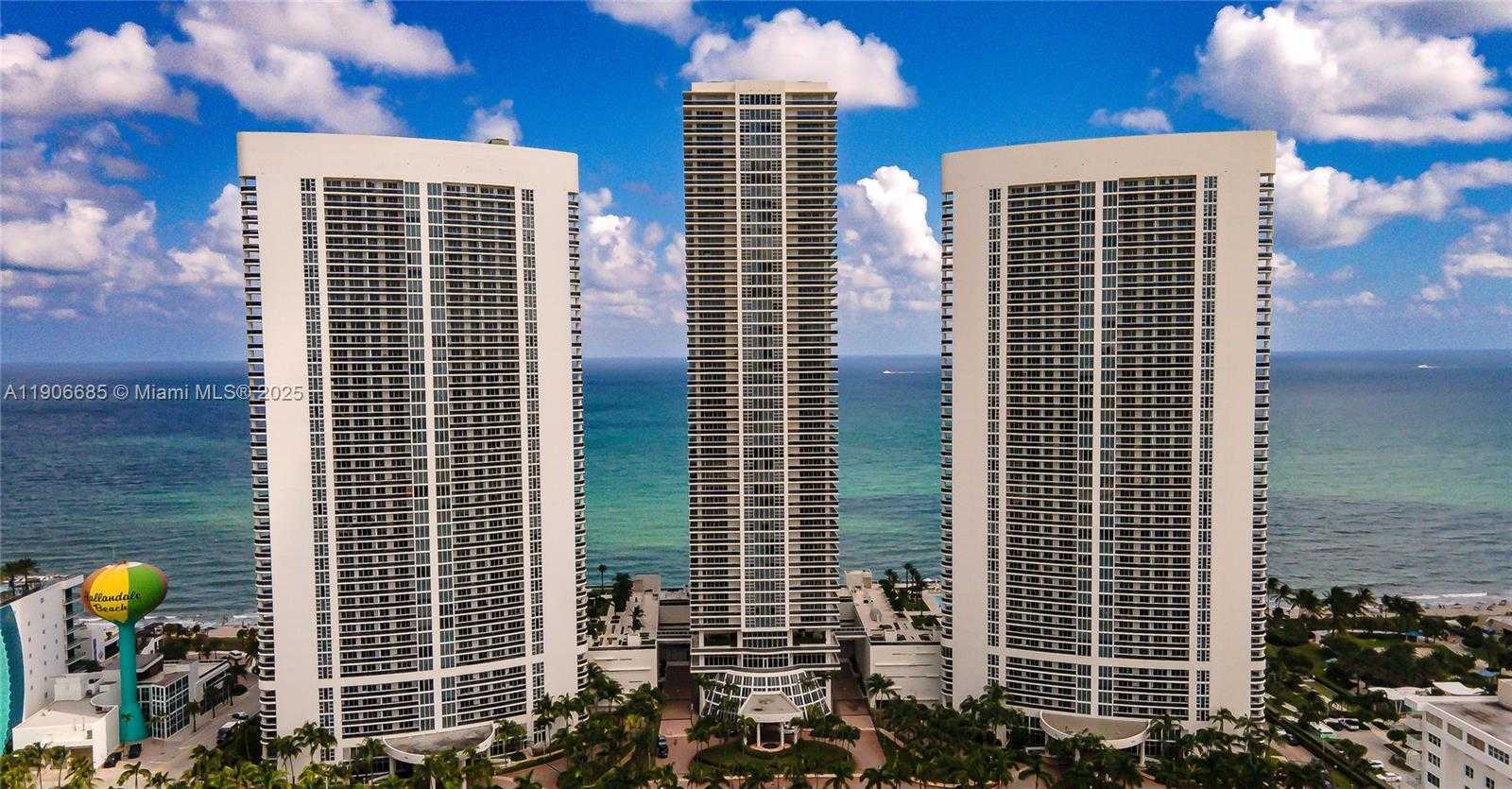 Small Image of 1850 SOUTH OCEAN DR #1607, Hallandale Beach Number 2