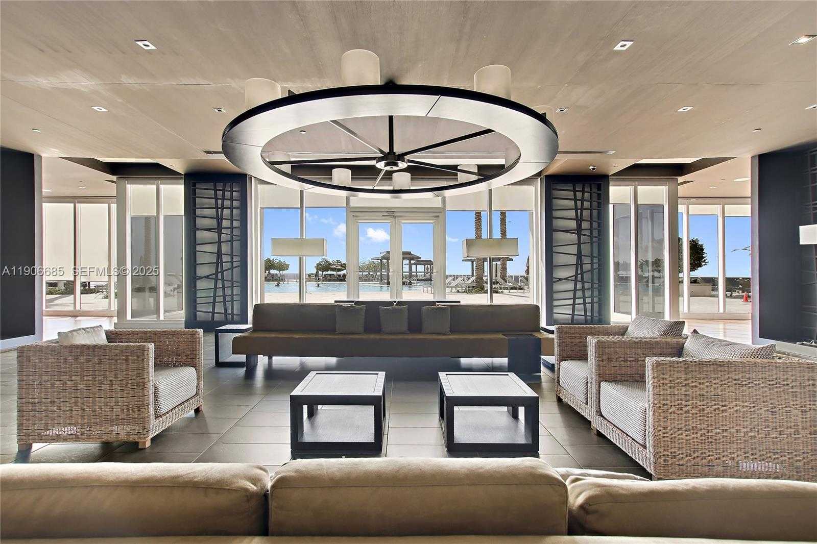 Small Image of 1850 SOUTH OCEAN DR #1607, Hallandale Beach Number 25