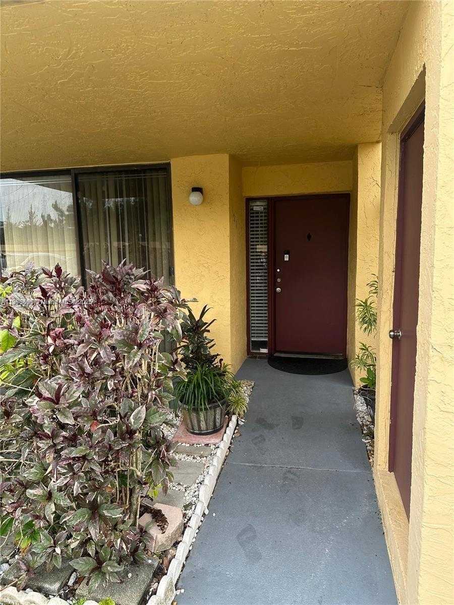 Small Image of 430 NORTH WEST 214TH ST #101, Miami Gardens Number 5