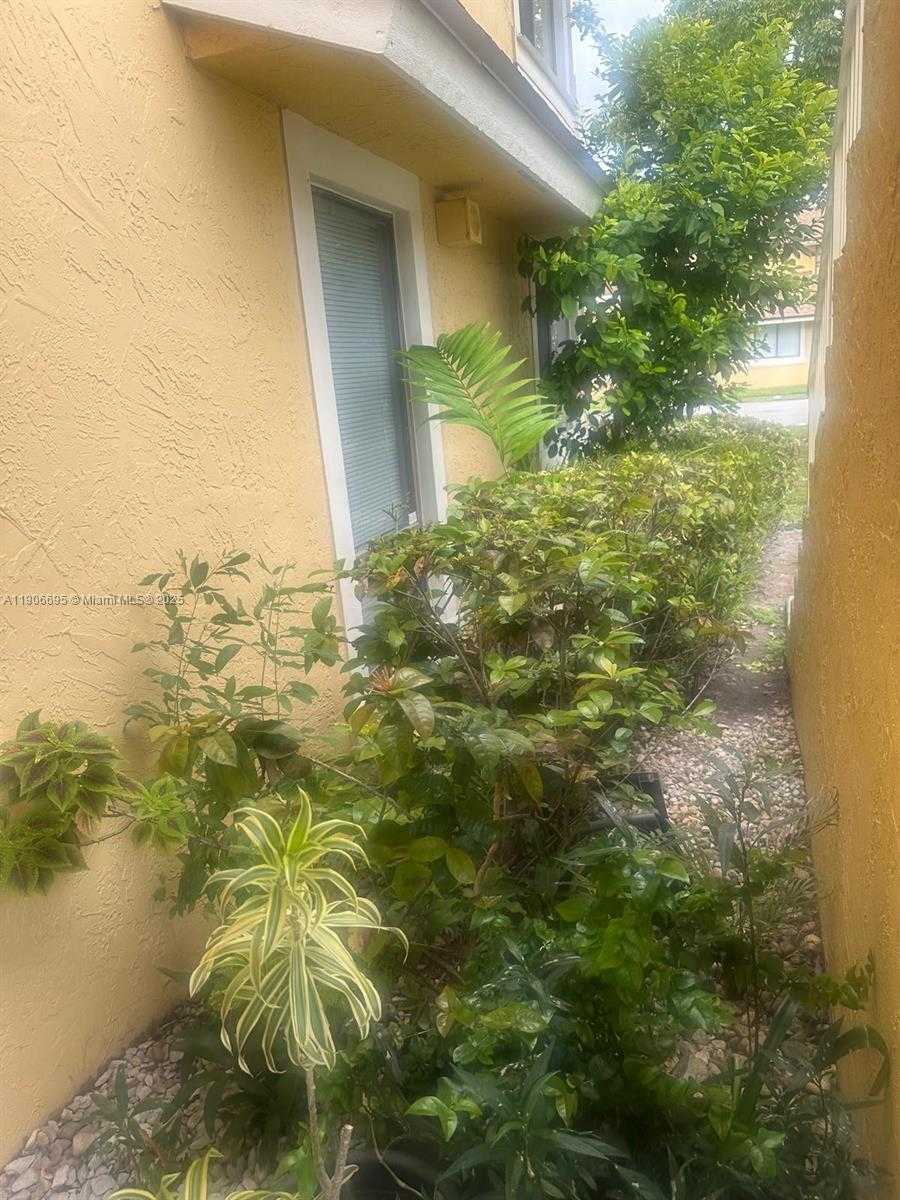 Small Image of 430 NORTH WEST 214TH ST #101, Miami Gardens Number 6