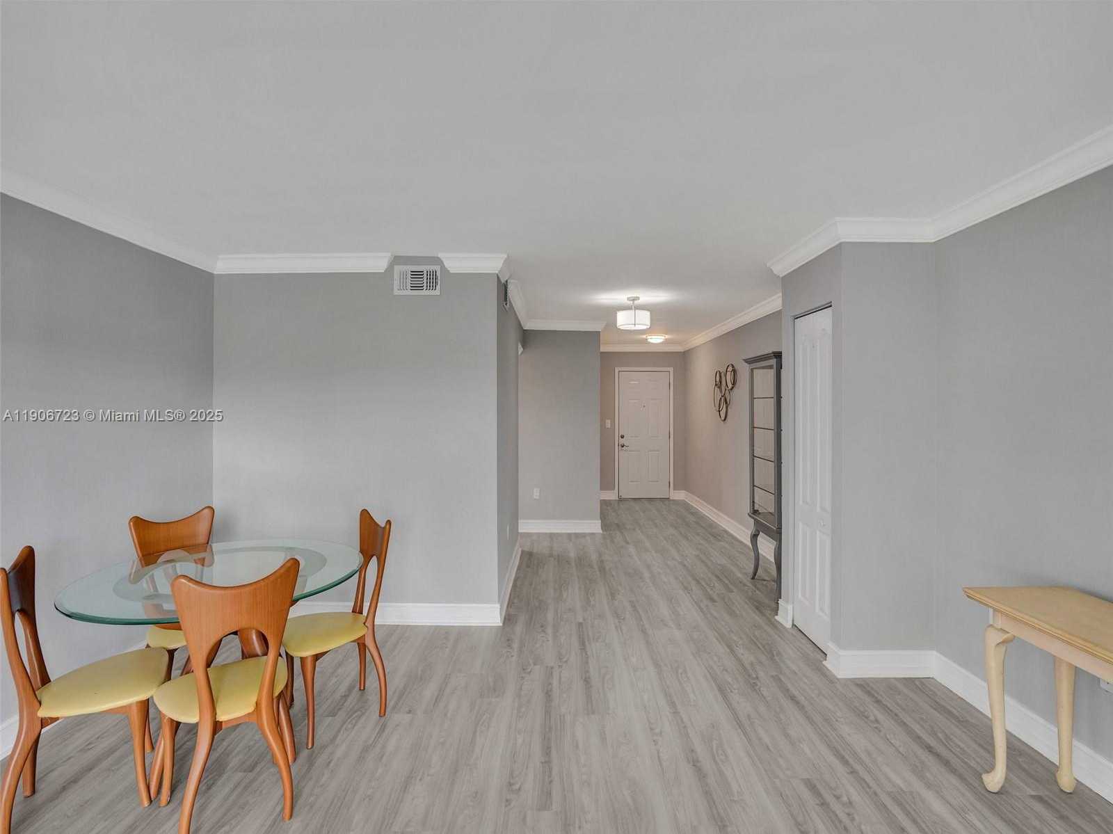 Small Image of 9375 FONTAINEBLEAU BLVD #L305, Miami Number 9