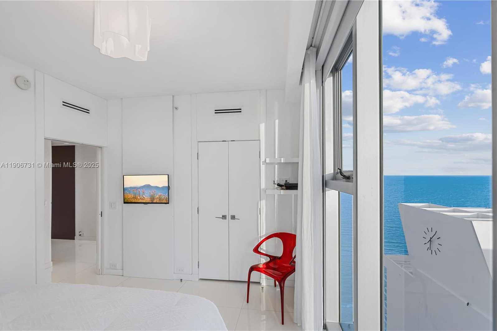 Small Image of 6899 COLLINS AVE #2208, Miami Beach Number 40