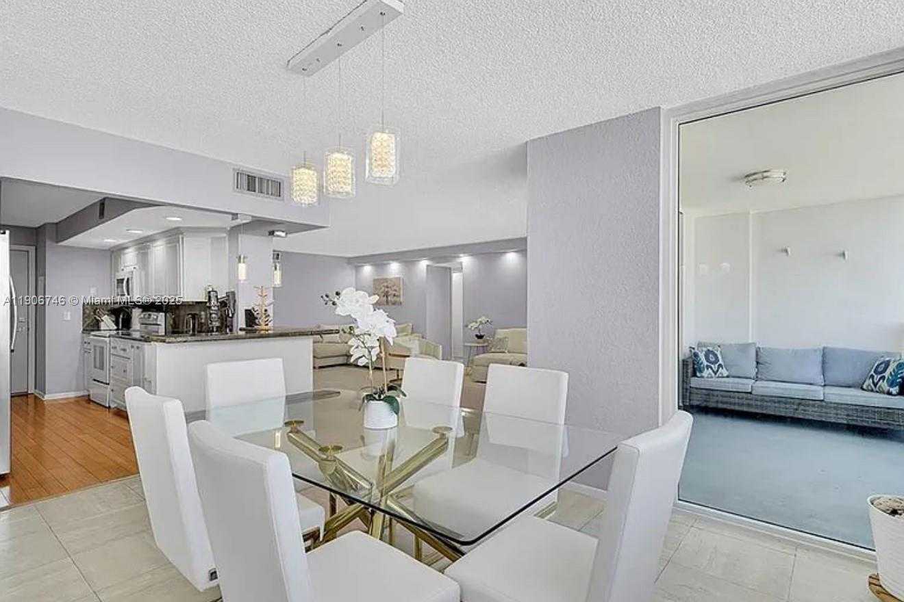 Small Image of 1880 SOUTH OCEAN DR #704, Hallandale Beach Number 13