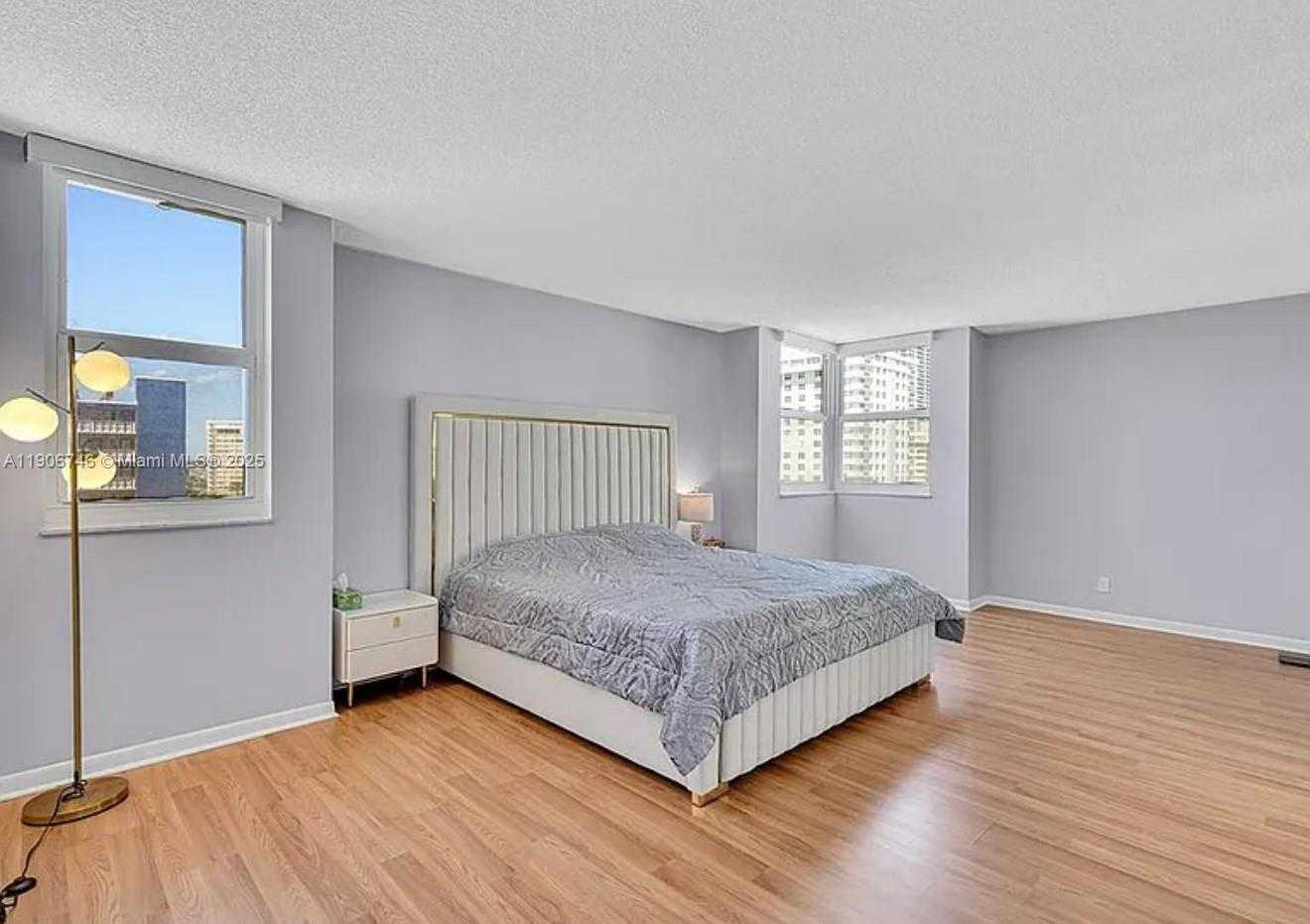 Small Image of 1880 SOUTH OCEAN DR #704, Hallandale Beach Number 18