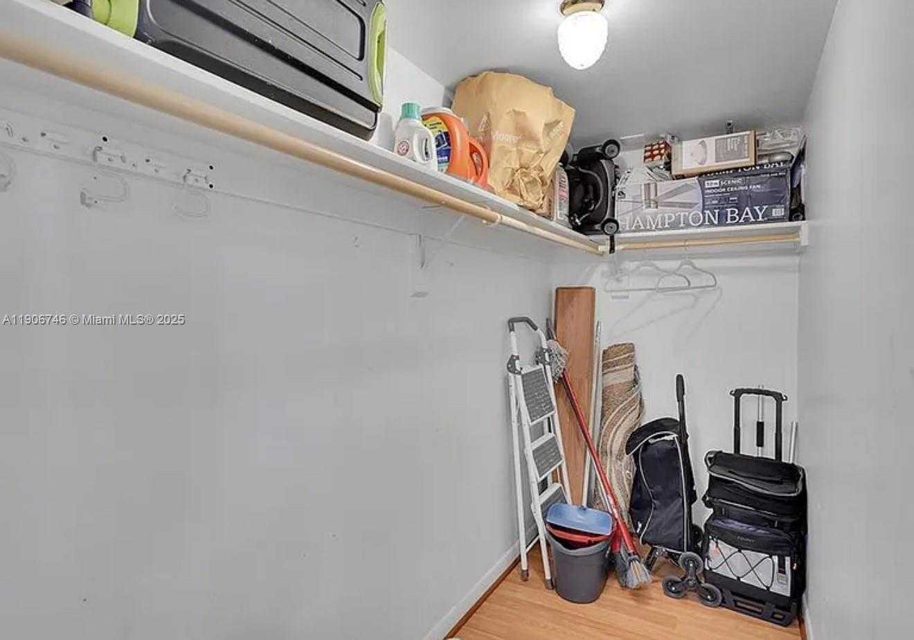 Small Image of 1880 SOUTH OCEAN DR #704, Hallandale Beach Number 29