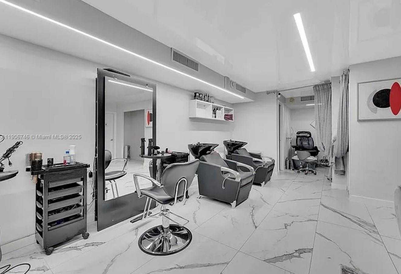 Small Image of 1880 SOUTH OCEAN DR #704, Hallandale Beach Number 36