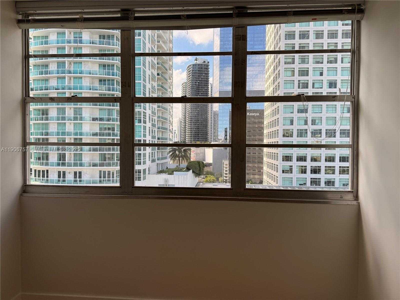 Small Image of 825 BRICKELL BAY DR #1548, Miami Number 15