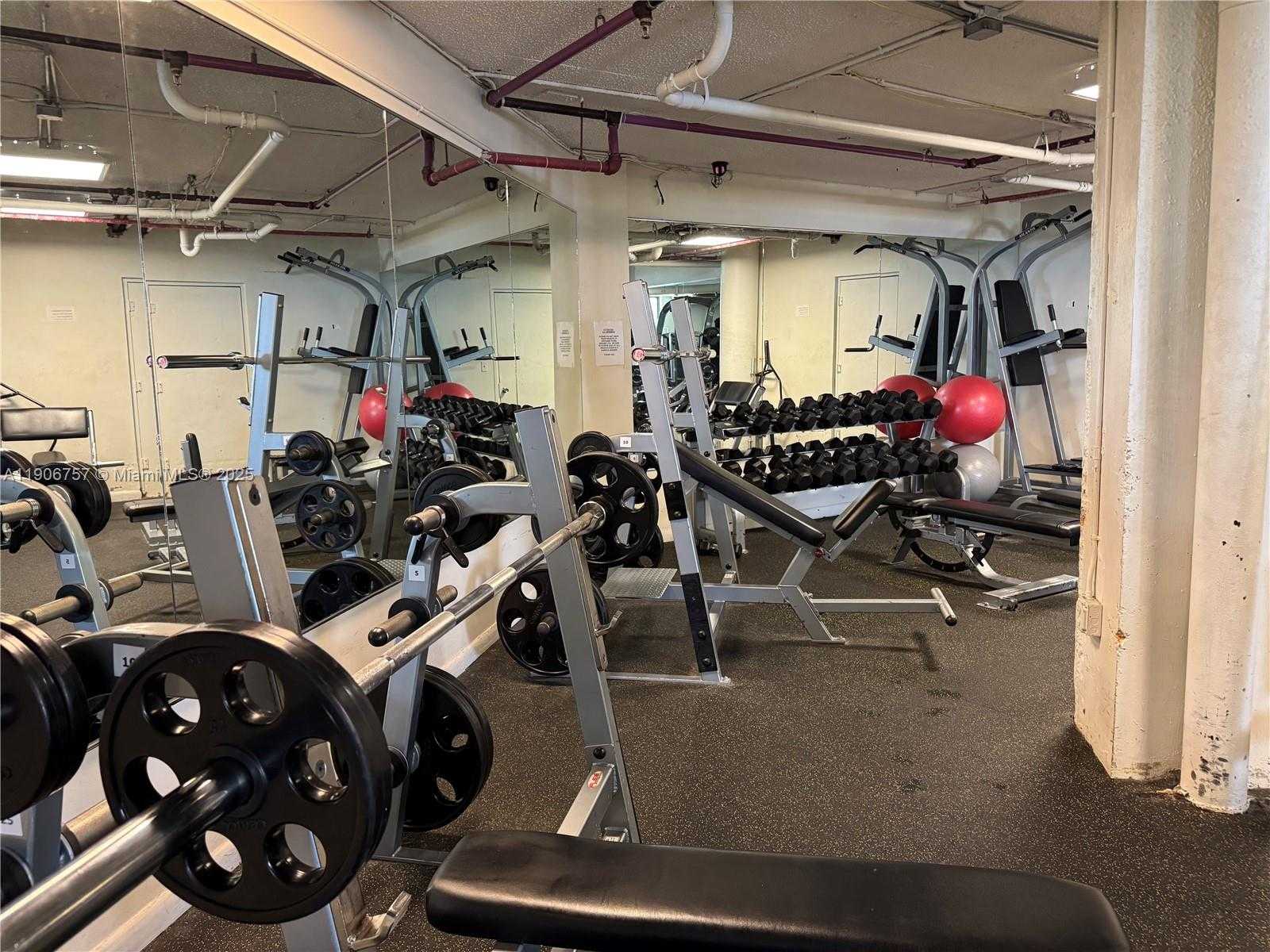 Small Image of 825 BRICKELL BAY DR #1548, Miami Number 22