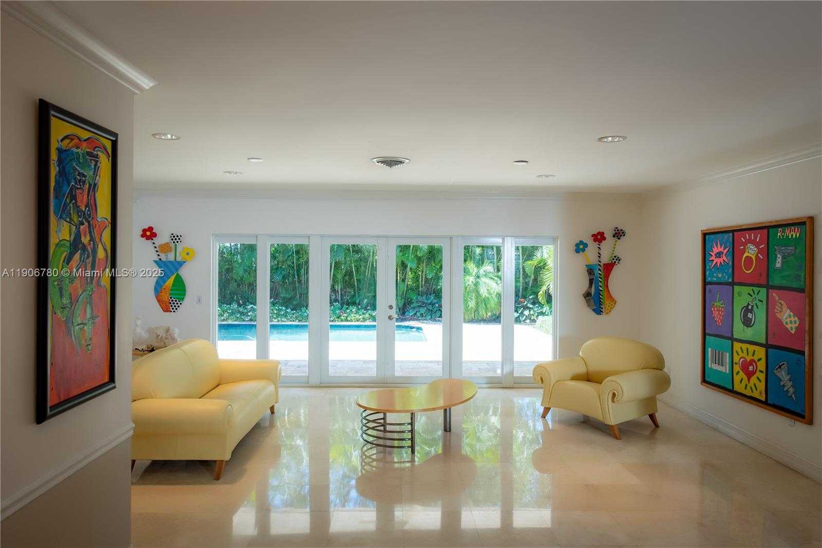 Small Image of 928 ESCOBAR AVE, Coral Gables Number 14