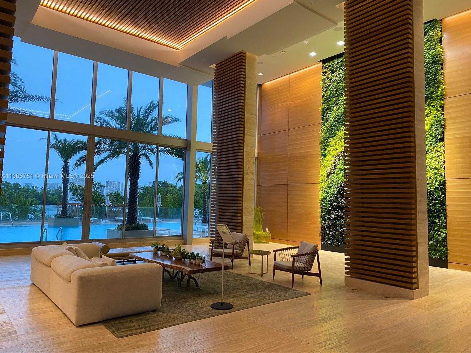 Small Image of 16385 BISCAYNE BLVD #304, North Miami Beach Number 16