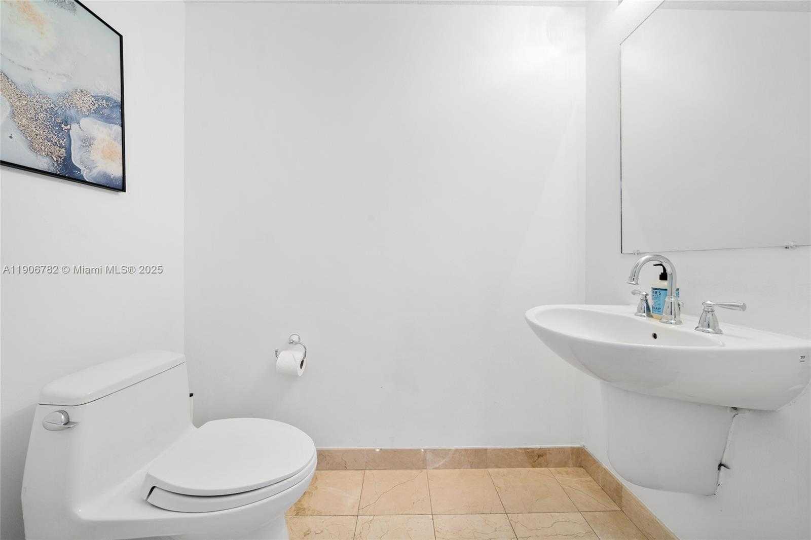 Small Image of 6515 COLLINS AVE #1501, Miami Beach Number 15