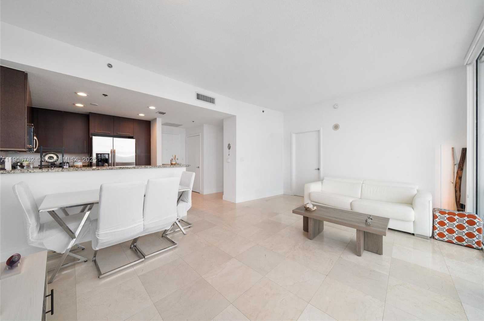 Small Image of 6515 COLLINS AVE #1501, Miami Beach Number 5