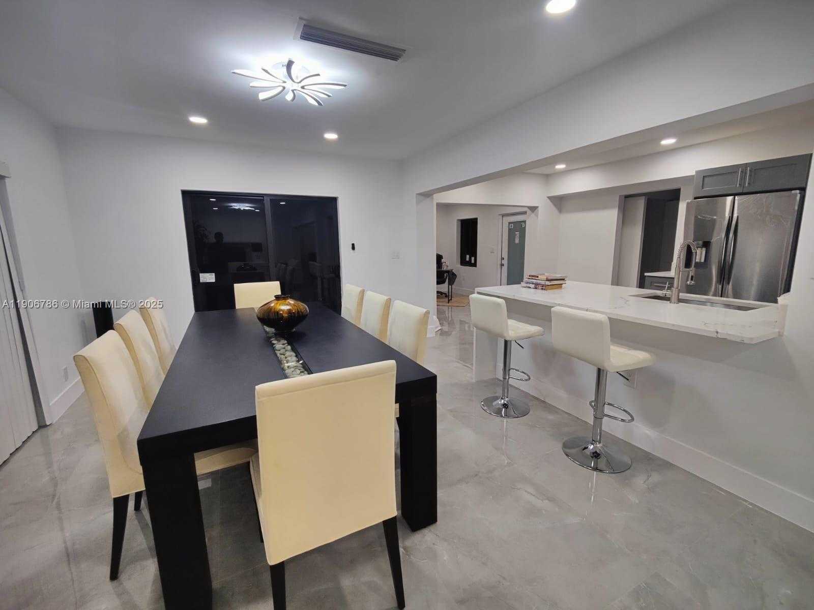 Small Image of 5109 BANYAN LN, Tamarac Number 11