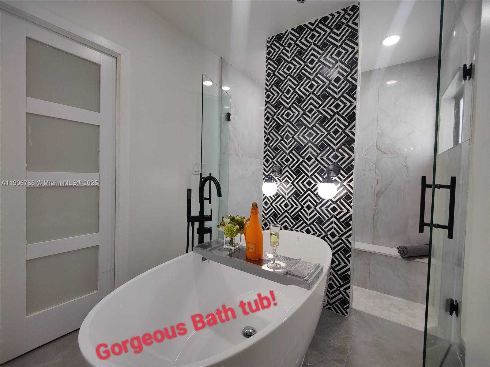 Small Image of 5109 BANYAN LN, Tamarac Number 19