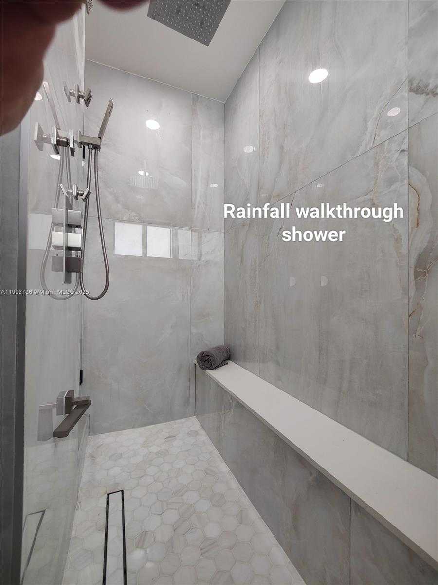 Small Image of 5109 BANYAN LN, Tamarac Number 20