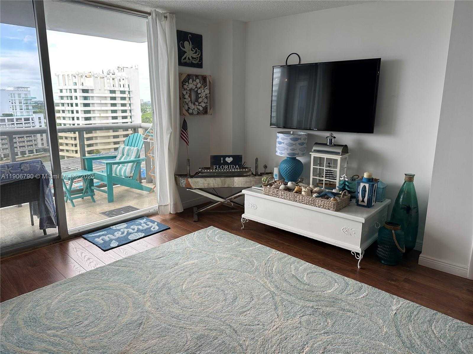 Small Image of 6039 COLLINS AVE #1529, Miami Beach Number 11