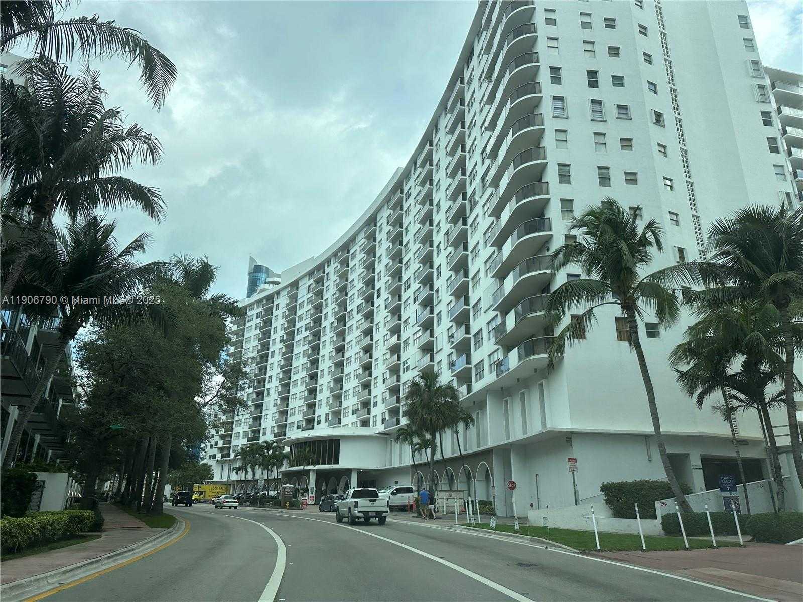 Small Image of 6039 COLLINS AVE #1529, Miami Beach Number 34