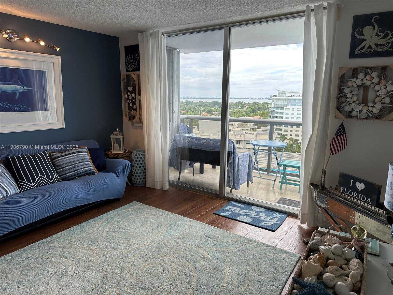 Small Image of 6039 COLLINS AVE #1529, Miami Beach Number 8
