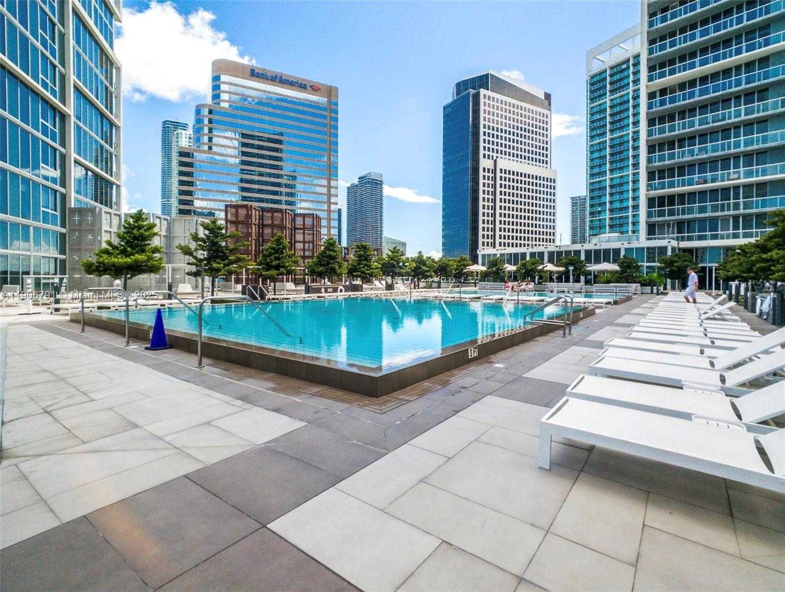 Small Image of 485 BRICKELL AVE #3607, Miami Number 24