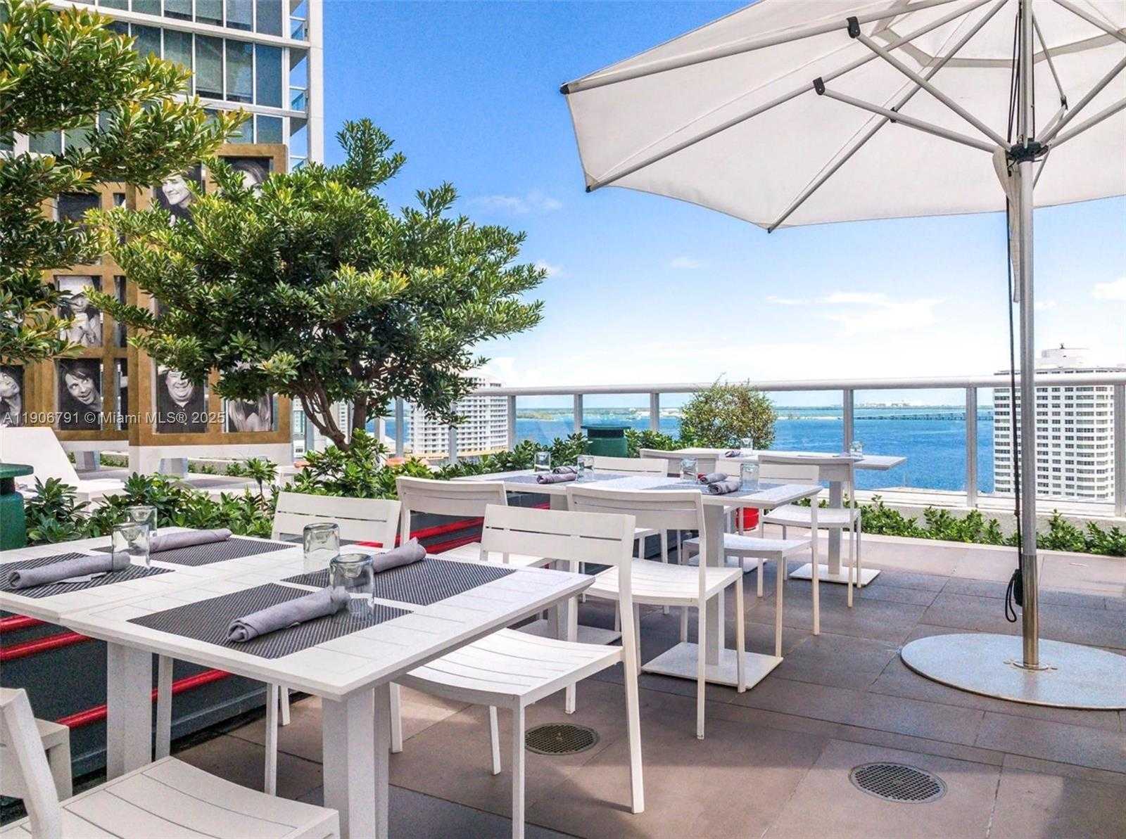 Small Image of 485 BRICKELL AVE #3607, Miami Number 25