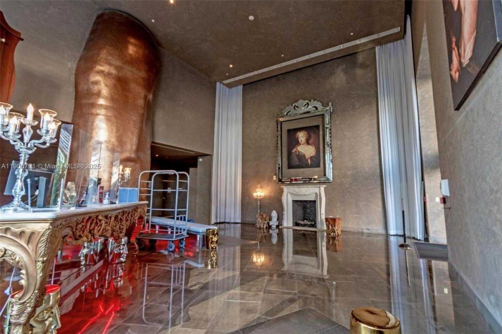 Small Image of 485 BRICKELL AVE #3607, Miami Number 30