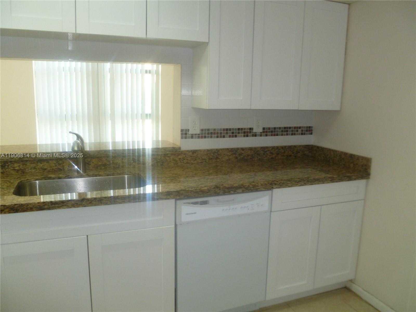 Small Image of 11800 SOUTH WEST 18TH ST #422-4, Miami Number 18