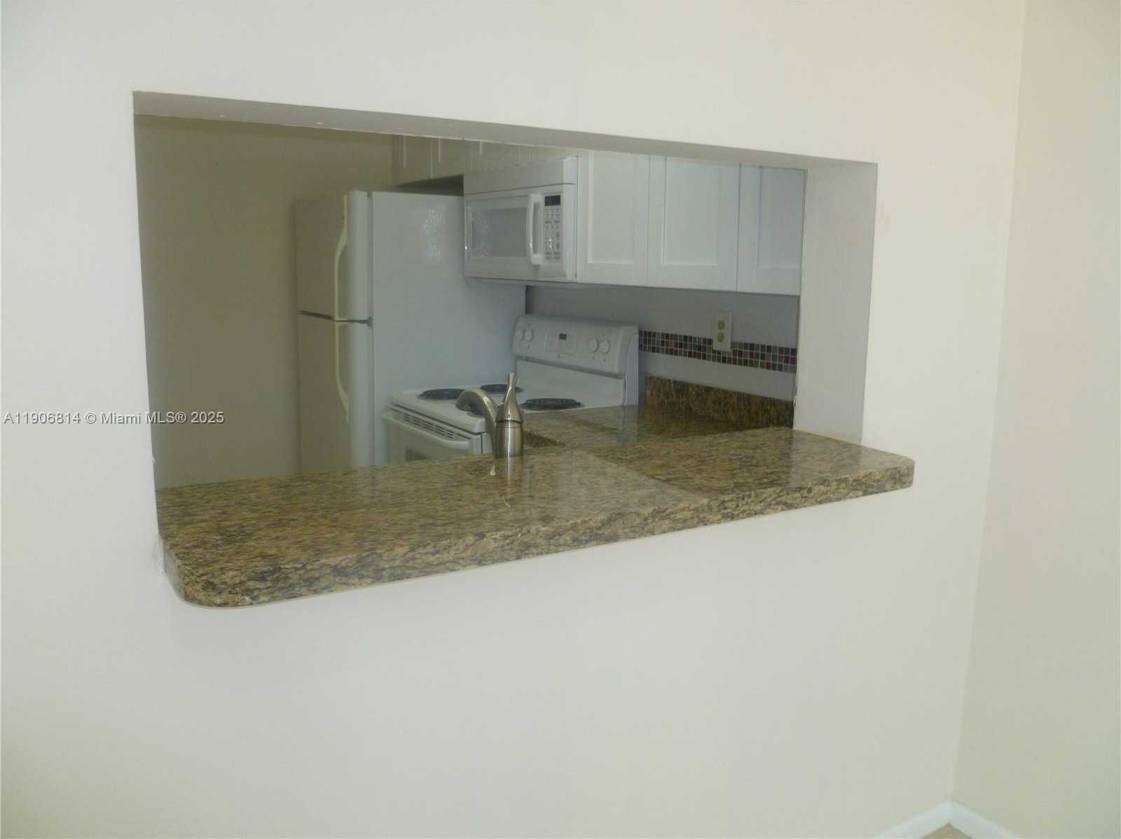 Small Image of 11800 SOUTH WEST 18TH ST #422-4, Miami Number 19