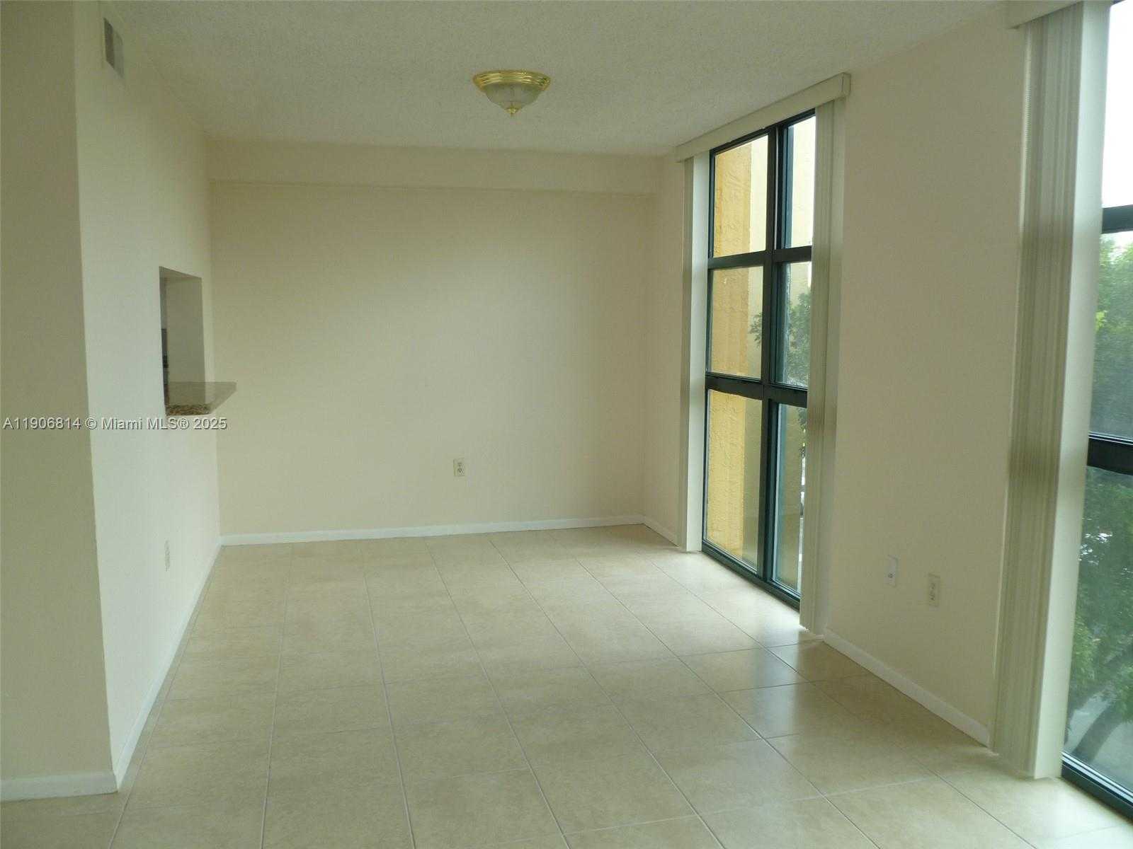 Small Image of 11800 SOUTH WEST 18TH ST #422-4, Miami Number 22