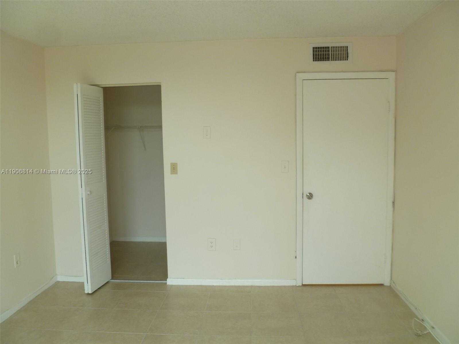Small Image of 11800 SOUTH WEST 18TH ST #422-4, Miami Number 25