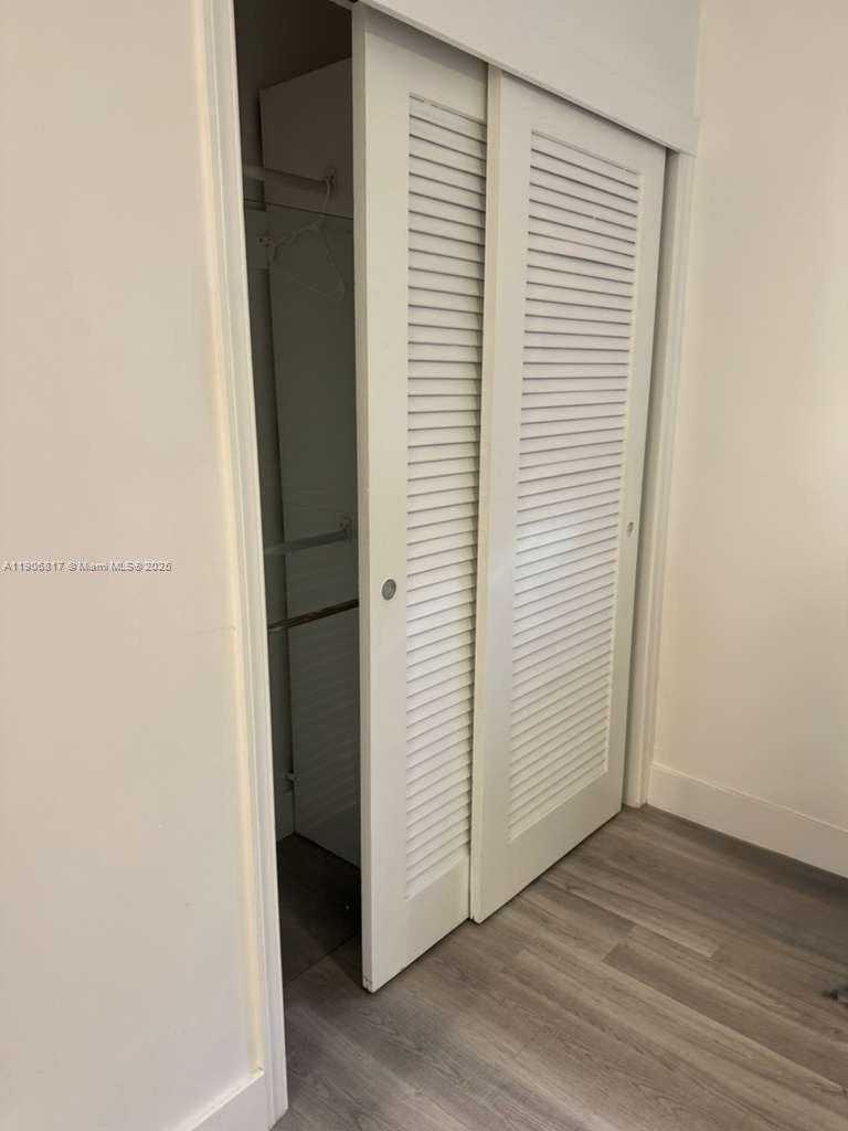 Small Image of 117 NORTH EAST 2ND TER, Hallandale Beach Number 11