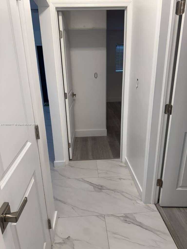 Small Image of 117 NORTH EAST 2ND TER, Hallandale Beach Number 13