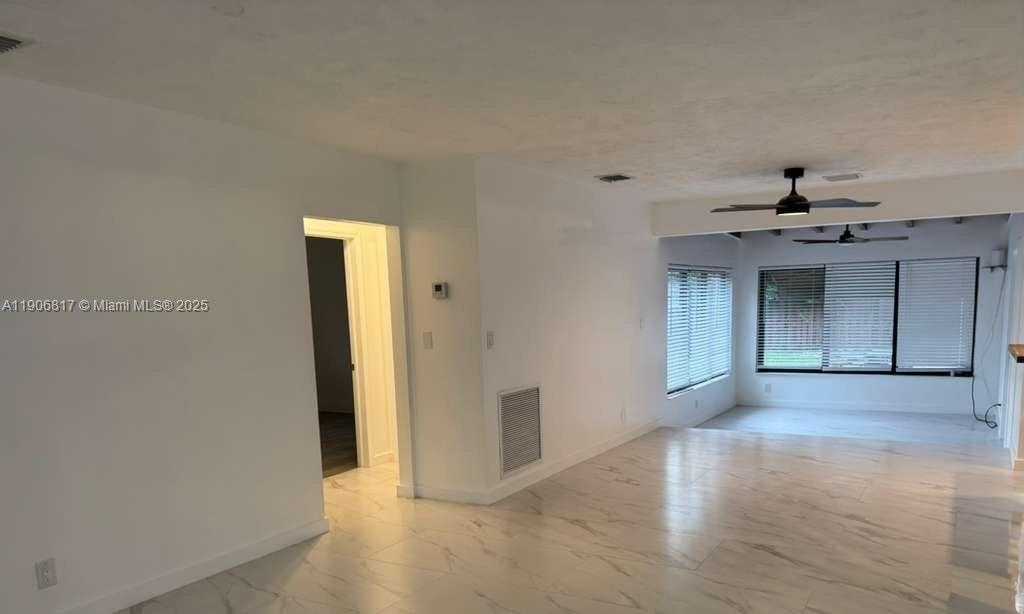 Small Image of 117 NORTH EAST 2ND TER, Hallandale Beach Number 8