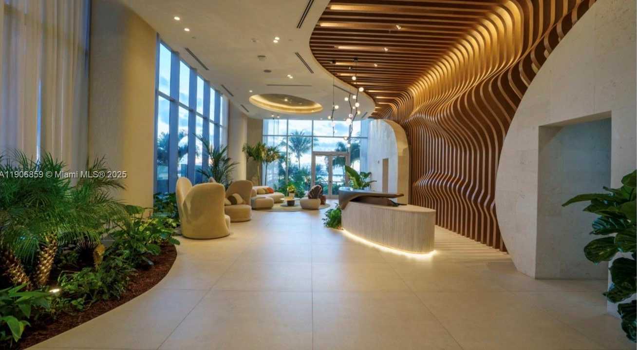 Small Image of 700 NE 24 ST #406, Miami Number 19