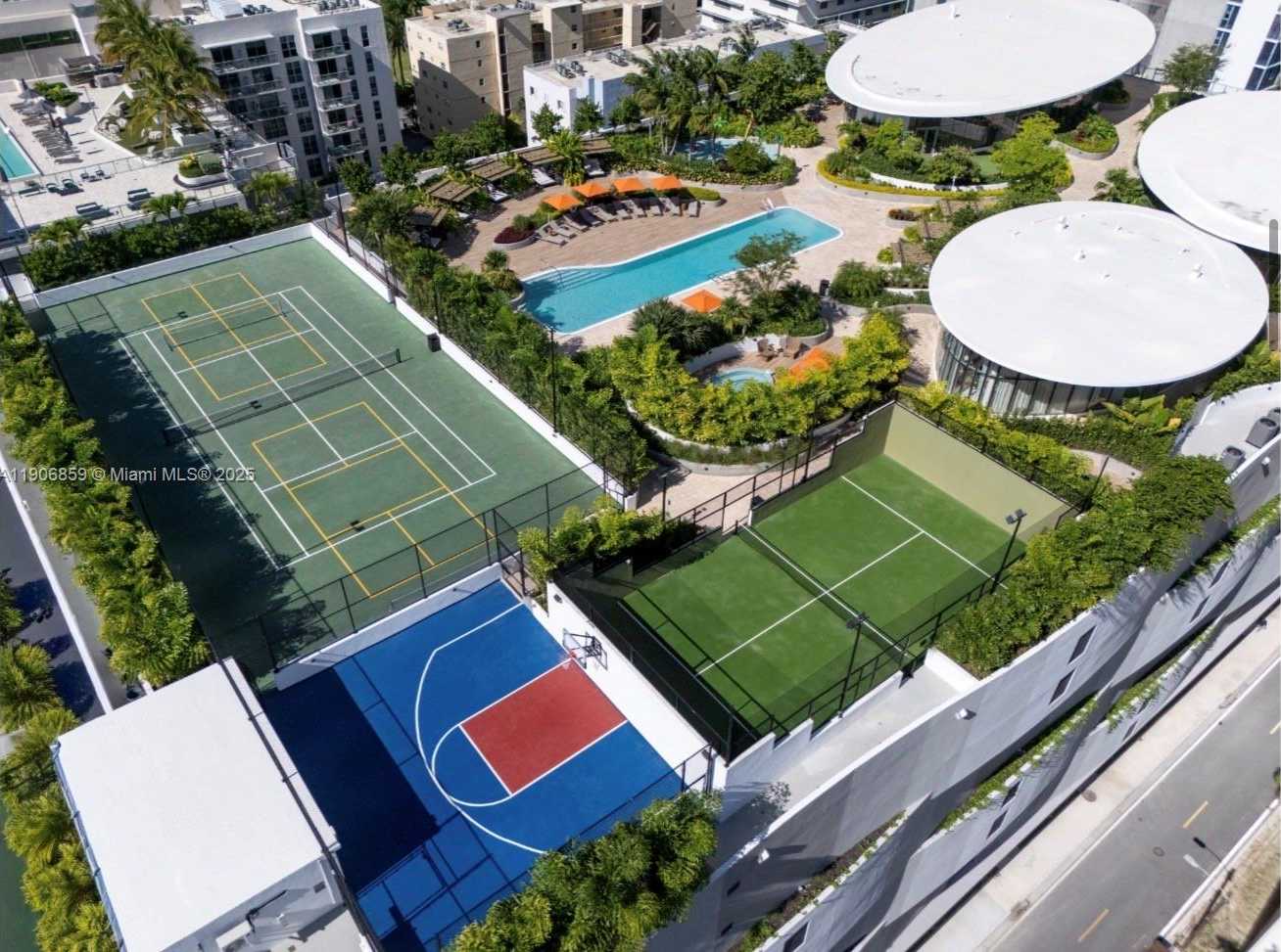 Small Image of 700 NE 24 ST #406, Miami Number 22