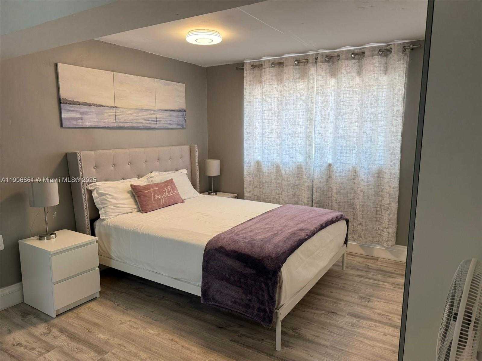 Small Image of 245 189TH TER, Sunny Isles Beach Number 14